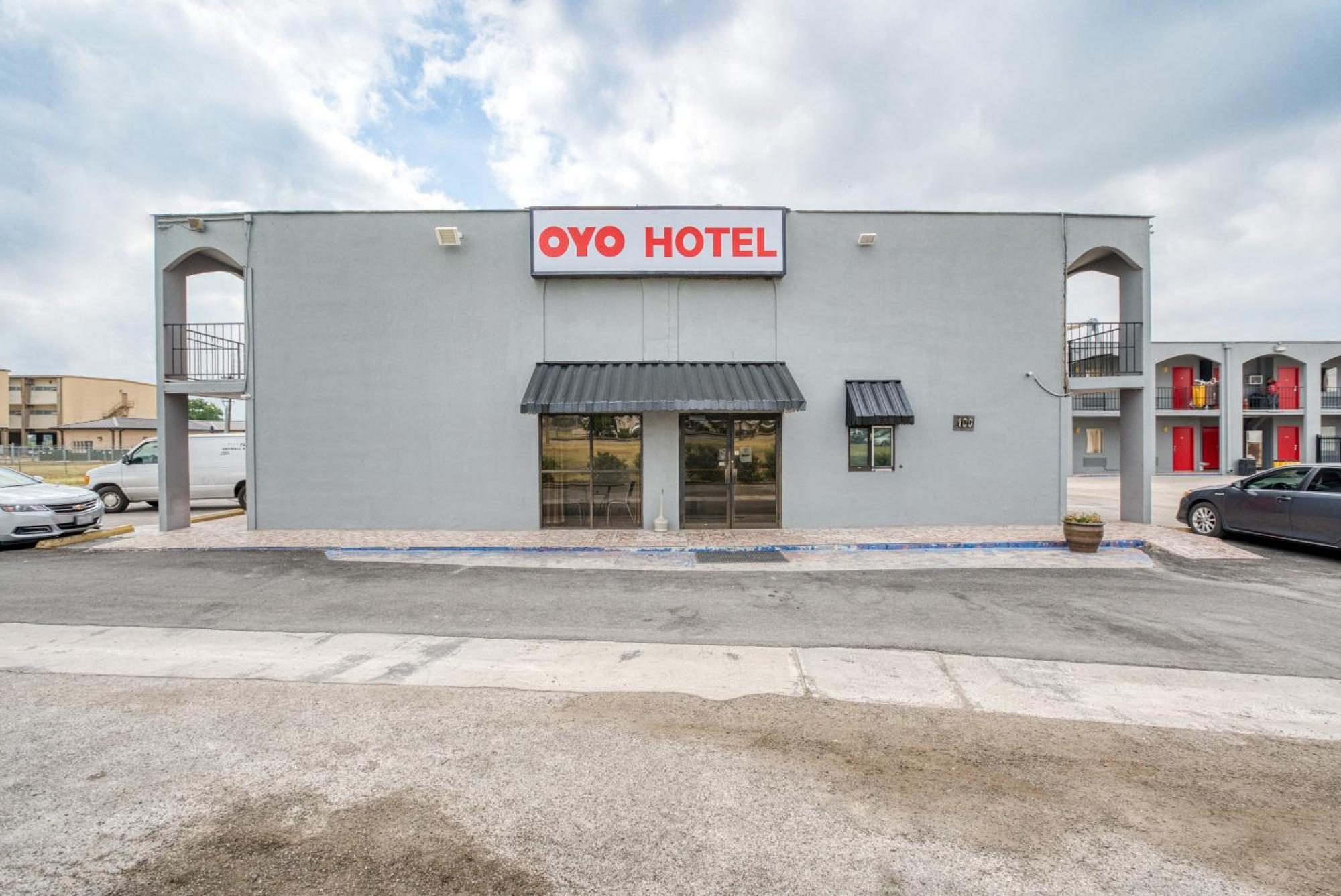 Oyo圣安东尼奥拉克兰空军基地西酒店 外观 照片